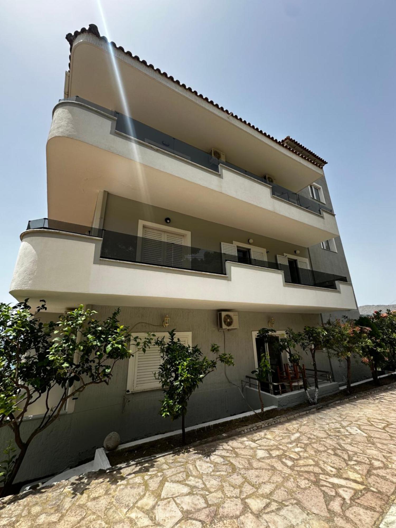 Ylli's Sarandë